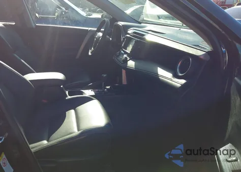 2018 Toyota Rav4 Limited из США, поврежденный, VIN 2T3DFREV1JW799695